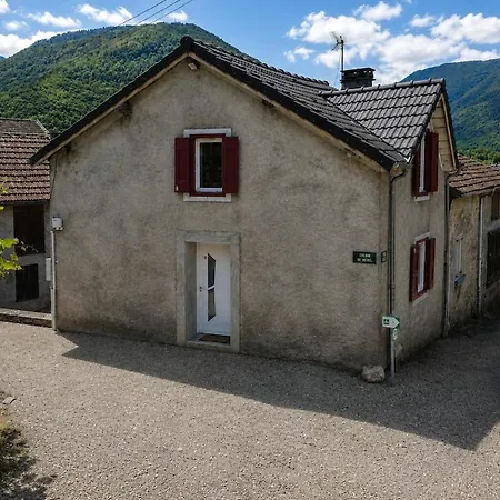 Maison 8 Personnes Avec Terrasse Dom wakacyjny Verdun (Ariege)